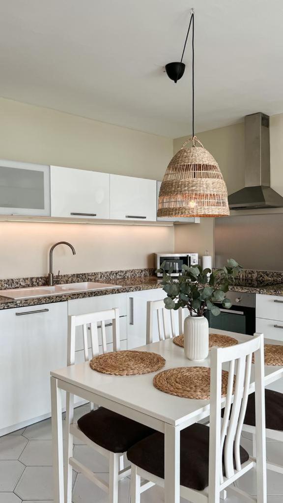 Miraflores Beach - Sea Front - Luxury Apartman Mijas Kültér fotó