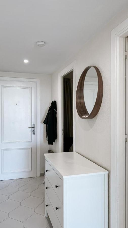 Miraflores Beach - Sea Front - Luxury Apartman Mijas Kültér fotó